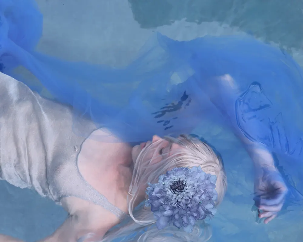 Underwater People No. 29