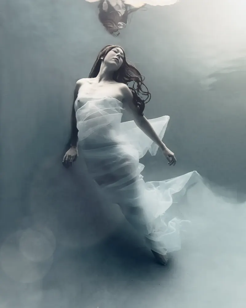 Underwater People No. 4