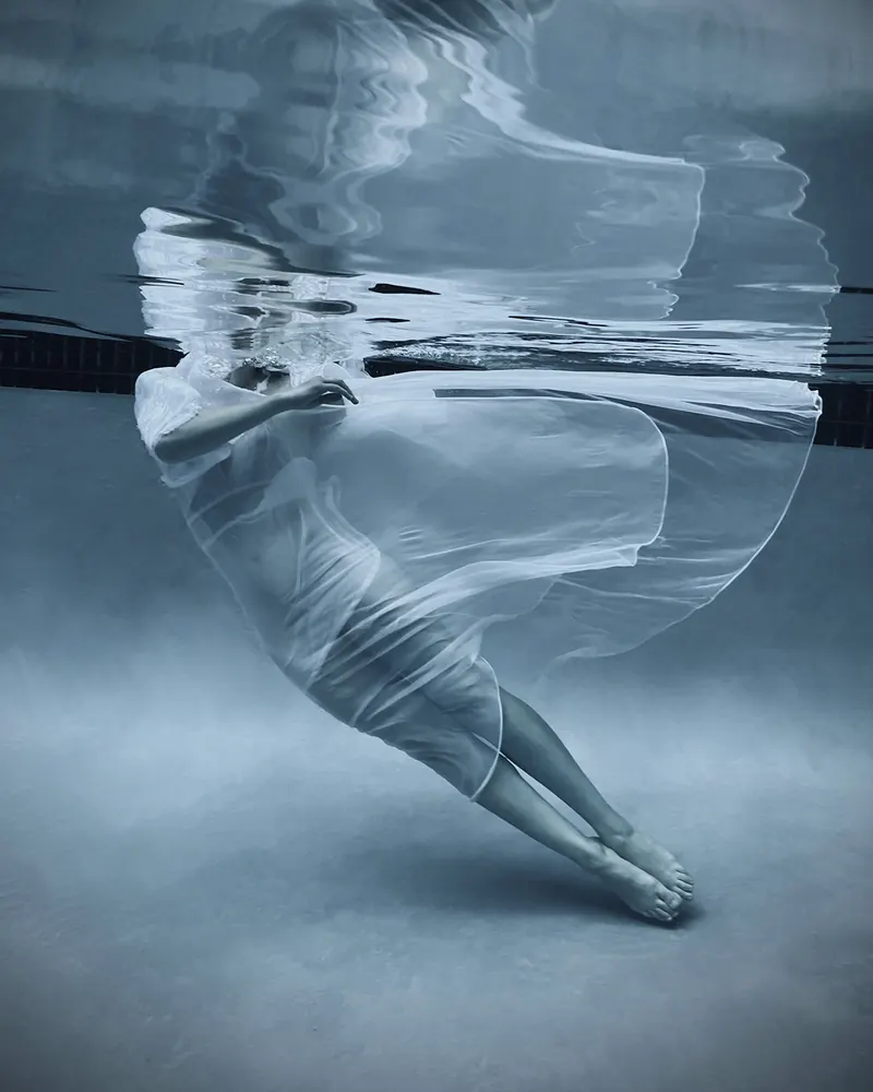 Underwater People No. 16